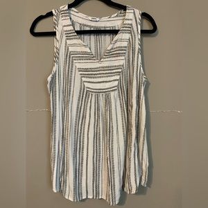 Sonoma Grey and White Tank Size Large